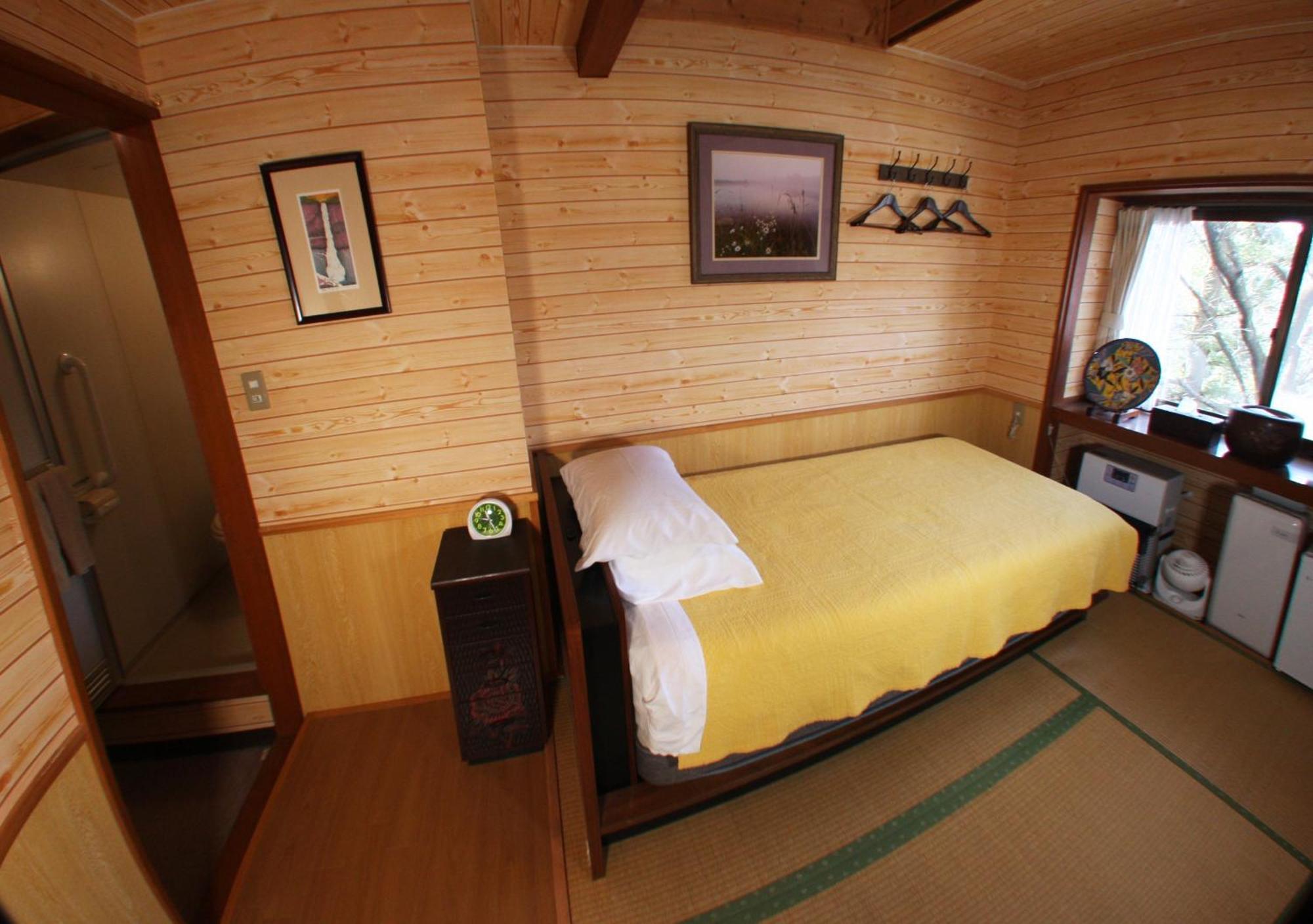 Gableview Forest Inn ゲーブルビュー Nikko Rum bild